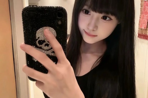 电影剧本《平行宇宙四维之城